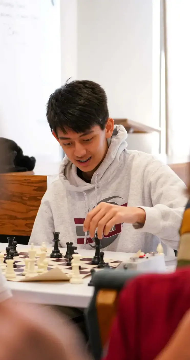 Porter-Gaud student plays chess